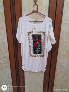 Rose Print T-Shirt