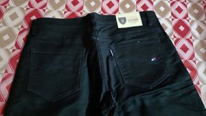 New Hilfiger Jense Balck Hurry Up