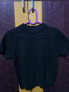 Trendy Knitted Black Top