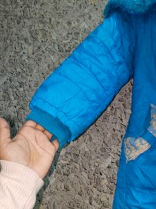 Vintage Blue Puffer Jacket 🧥