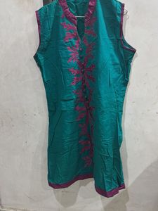 Emerald Green Embroidered Kurti