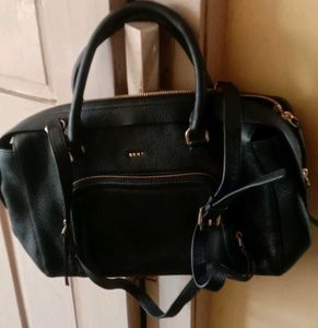 Ladies Leather Bag