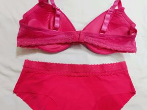 🇳🇿💫💗Rose Colour Imported Bra Penty Set