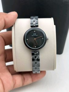 DW PREMIUM QUALITY ladies watch At SALE