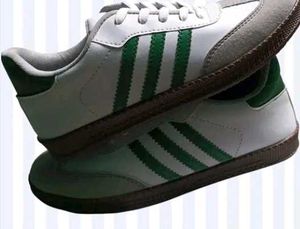 Stylish Black &amp; White Sneakers