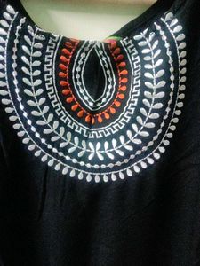 Black Lounge Set with Graphic Detail