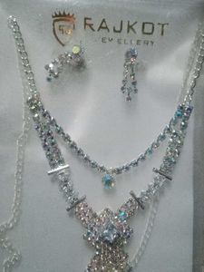 Sparkling Jewelry Set