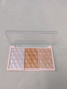 HIGHLIGHTER PALLET
