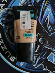 Maybelline Fit Me Foundation - Shade 220