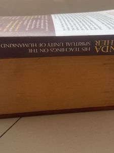 Vivekananda - World Teacher Book