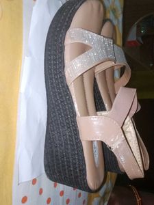 Sandal