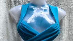 SEXIEST BLUE CROP TOP