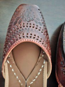 Punjabi Hand-Stitched Leather Jutti Size 7 UK