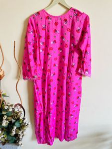 Pink Floral Embroidered Kurta