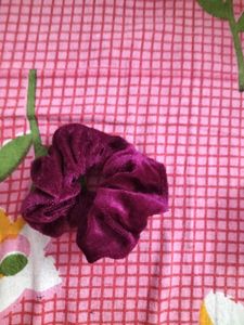 Hair Accessories , Scrunchies