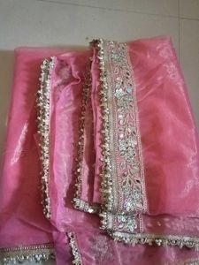 Very Elegant Look 😍 Saree