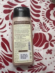 sealed Plum BodyLovin' Oh So Pistachio Body Wash