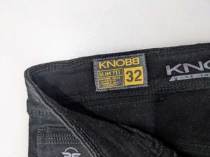 Men&#39;s Black Slim Fit Jeans (32)