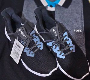 Helinn M Running Shoes_Adidas_gender nuetral