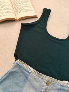 Teal Sleeveless Body-Fit Crop Top
