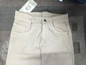 D@43 Size-26 Straight Jeans