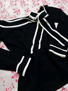 Black Crop Top