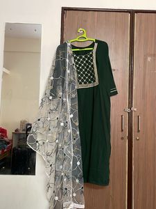A Kurta With Matching Dupatta