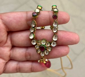 Elegant Kundan Necklace Set