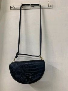 Very New And Extremely Elegant Sling Bag