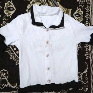 Chic White Peter Pan Collar Top