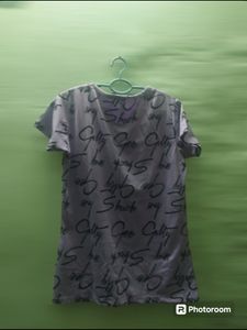Women&#39;s T-shirt