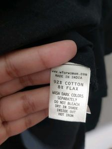 Black Kurti
