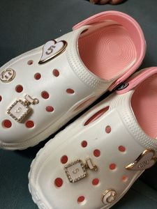 I am Selling New Crocs