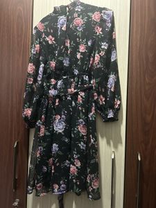 Floral Print Tie-Waist Dress Size S &amp; 87cm Length
