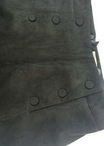 Chic Black Mini Skirt