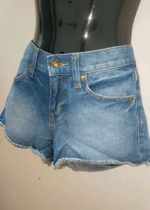 💙Fashionable Shorts💙