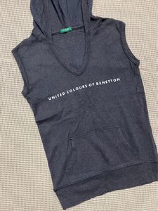 Sleeveless Hoodie
