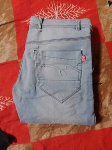 jeans 👖 with tshirt 👕