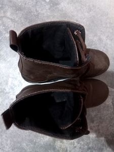 Brown Boots these are used