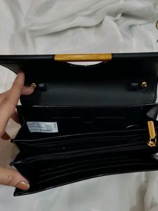 Charles &amp; Keith Clutch