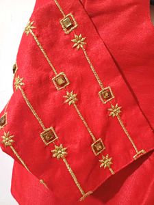 💥🆕️ Red Embroidered Blouse