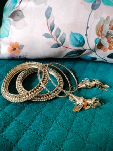Silver Bangles ✨