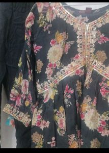 Floral Print Kurti &amp; Pants Set