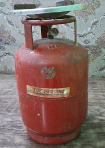 Small Cylinder With Gas Filled
