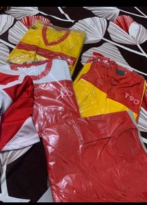 Anyone Tshirt 100