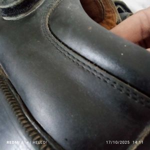 100% Genuine Leather Black Casual Shoes