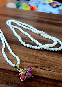 Pearl Necklace with Floral Pendant