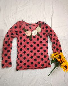 Cute Fur Top✨ Price Reduced ✨