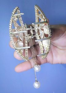Pearl &amp; Rhinestone Floral Hair Clip