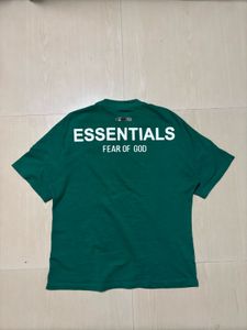 Essential tee
